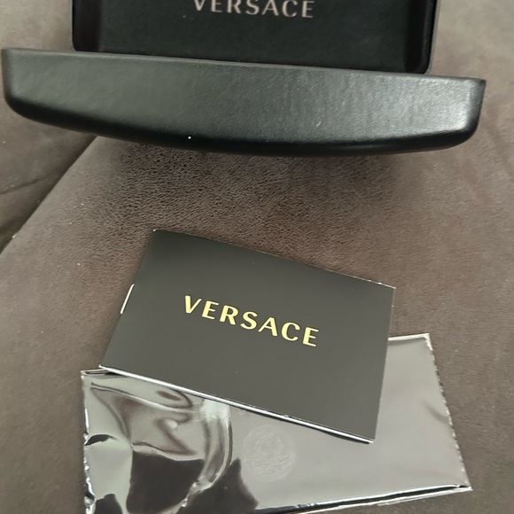 Versace Glasses - Picture 7 of 7